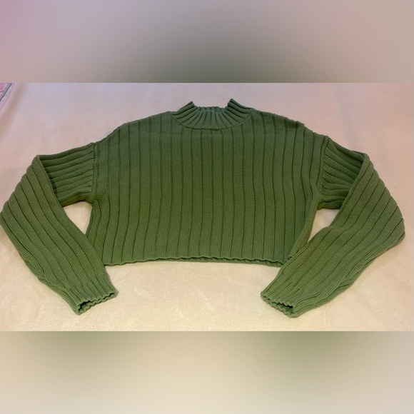 LA Hearts Cropped Sweater - Picture 5 of 5